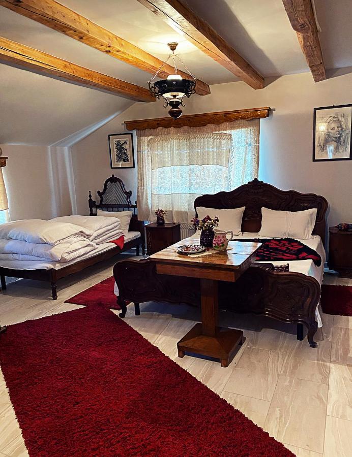 Apartamento La Curtea Veche Lapus Exterior foto